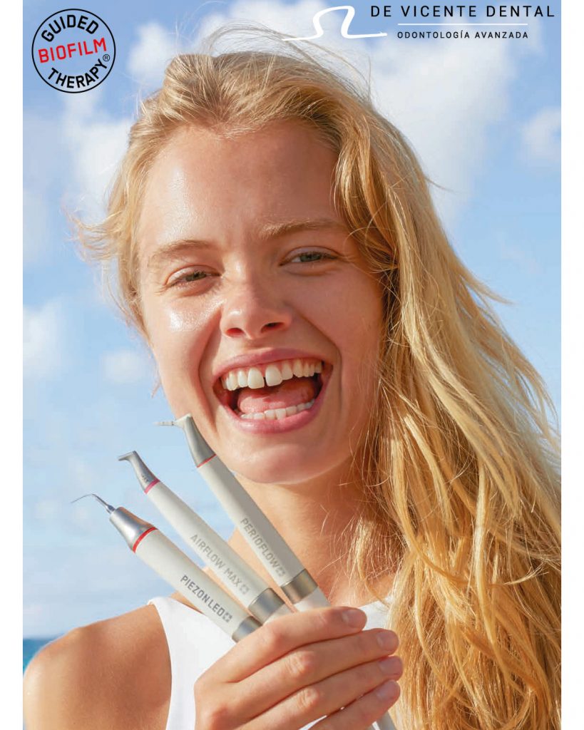 Limpieza de Dientes GBT en Granada en Clínica De Vicente Dental