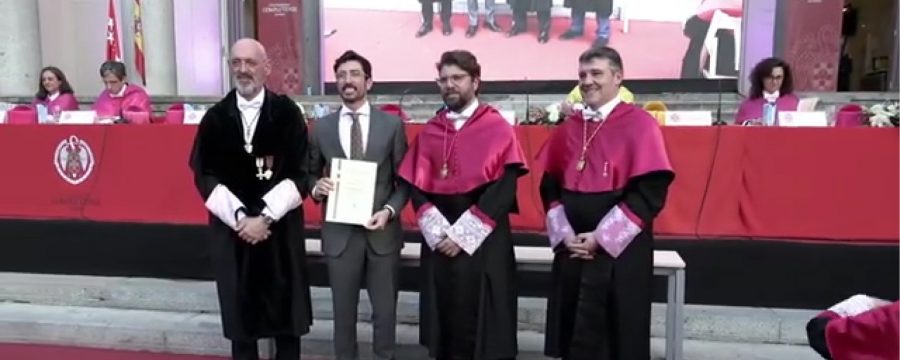 Nuestro periodoncista e implantólogo, Jaime Bueno de Vicente, galardonado con el Premio Extraordinario de Doctorado por su investigación doctoral