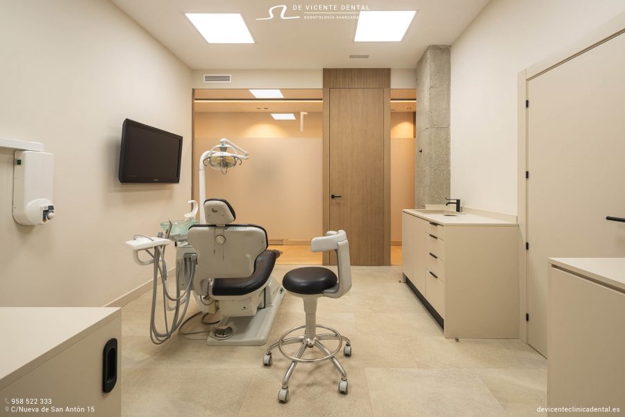 de vicente dental clínica dental granada odontología avanzada 04